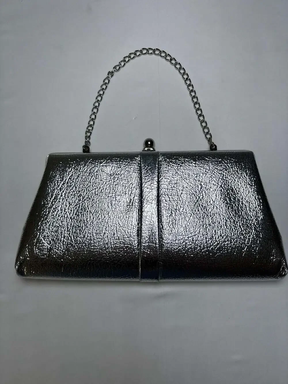 Vintage Metallic Silver Faux Leather Evening Clutch Purse with Chain Strap